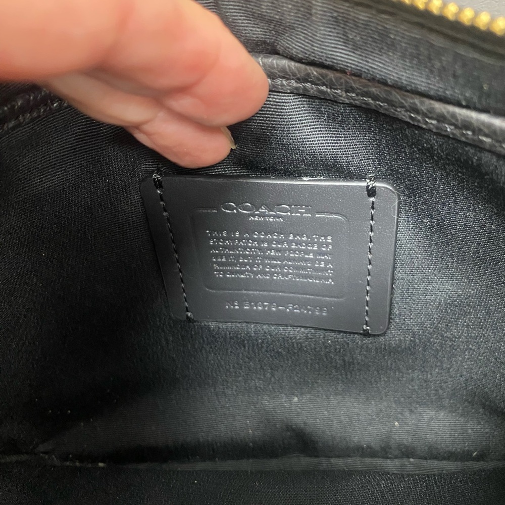 💯Authentic Coach Double Zipper Pebbled Black Leather Crossbody Bag-NWOT - Picture 8 of 10